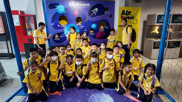 โรงเรียนปรีชานุศาสน์